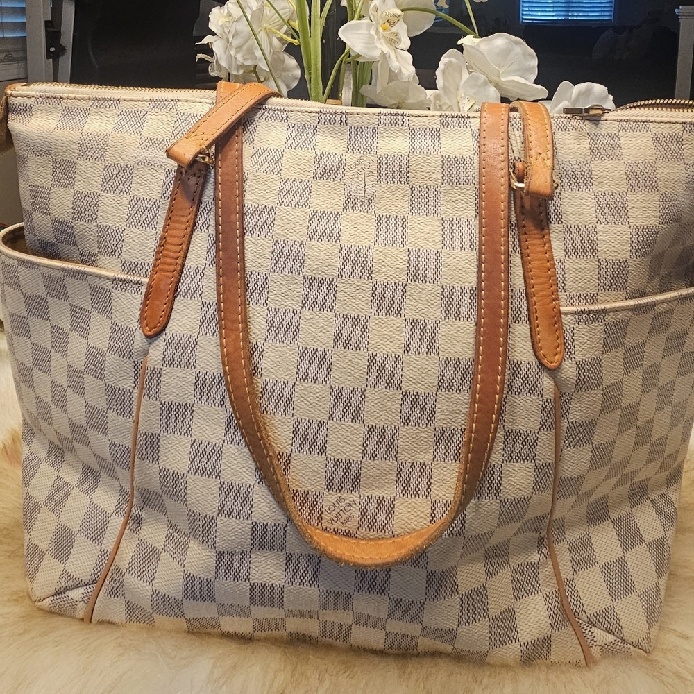 Louis Vuitton Damier Azur Canvas Totally-authentic With Leather Straps - Picture 2 of 13